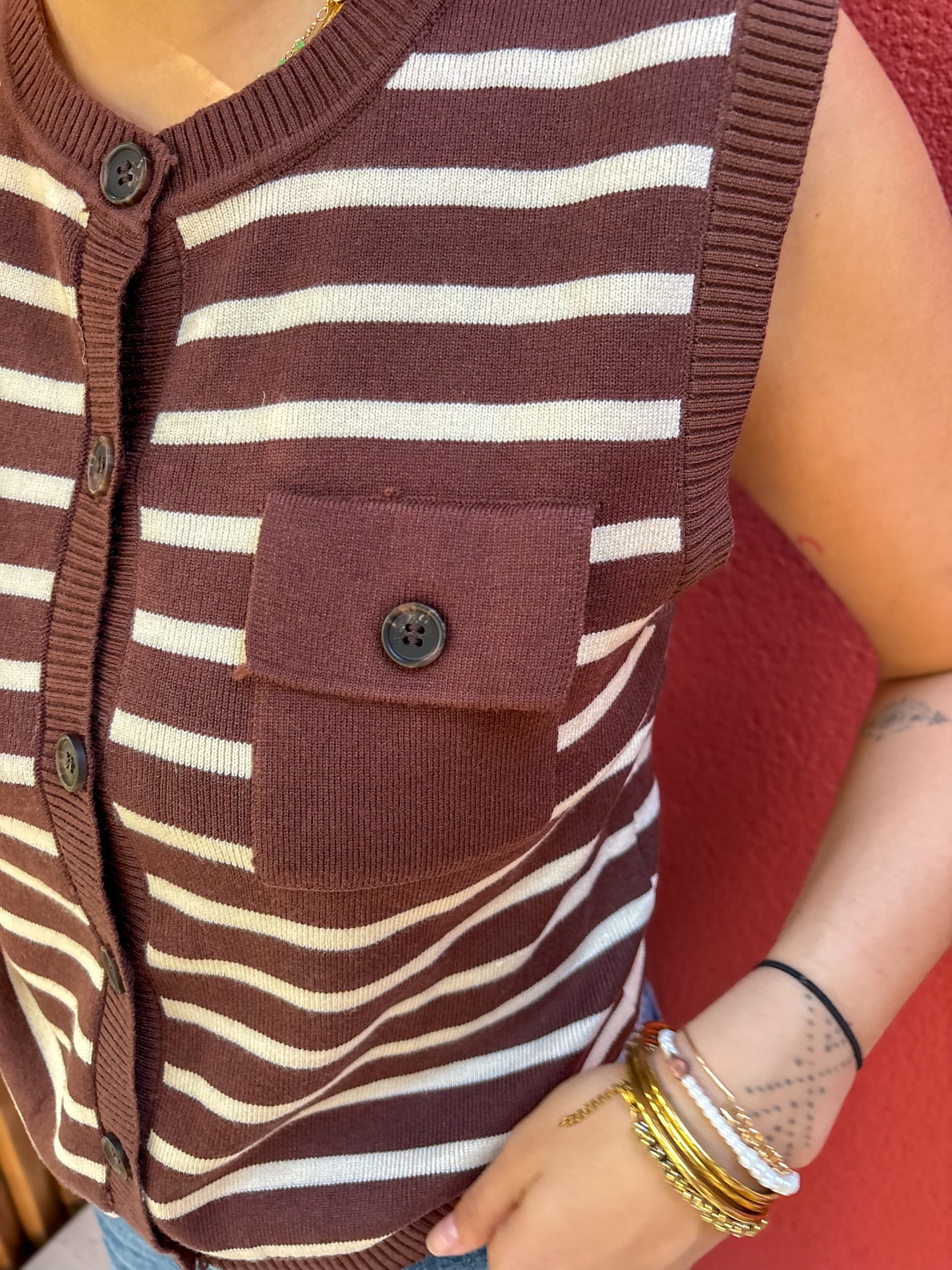 Gilet en maille rayé chocolat et crème