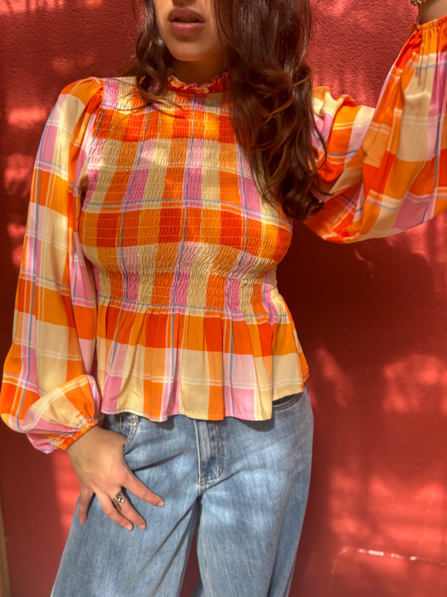 Blouse smocké à carreaux