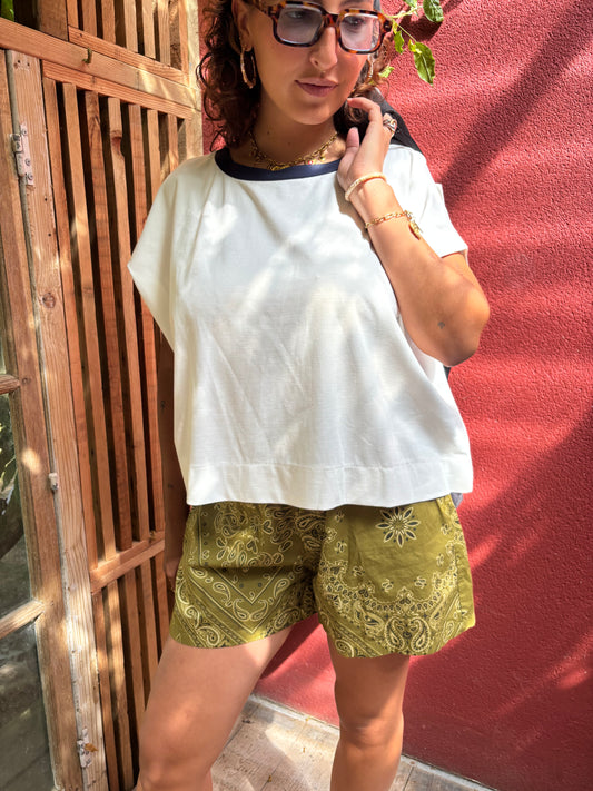 T-shirt liseré bleu