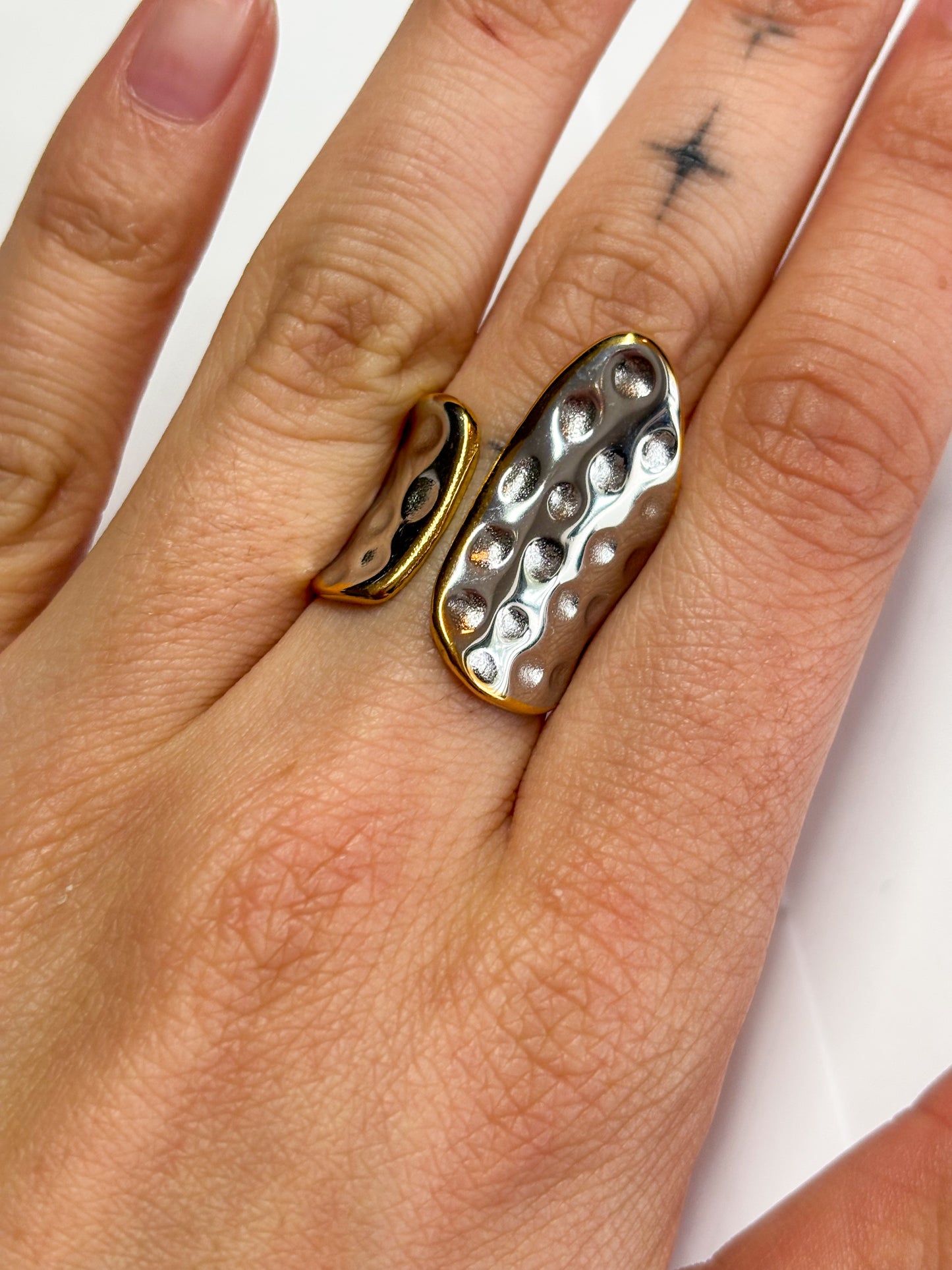 Bague or argent ouverte