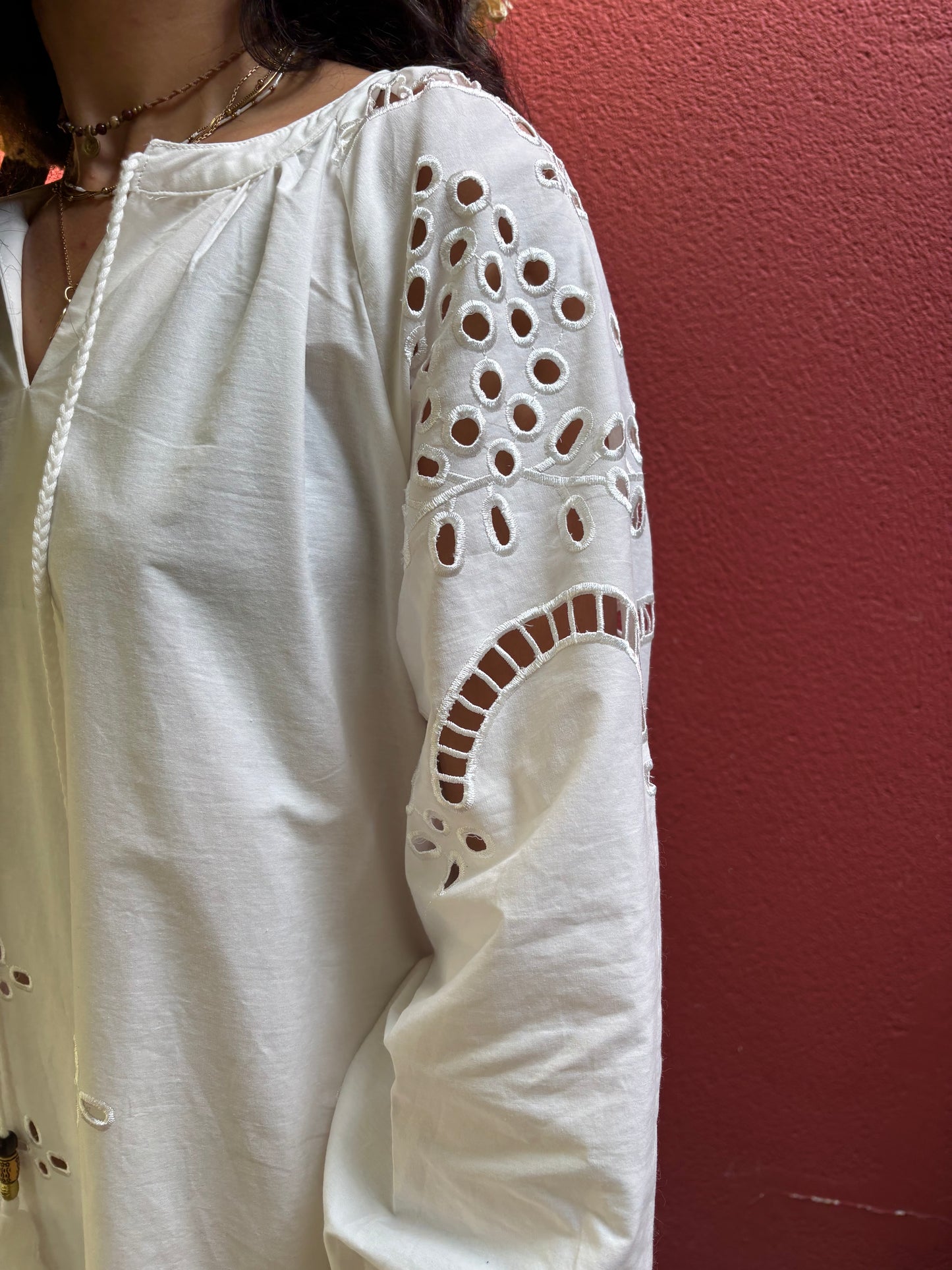 Robe longue en broderie