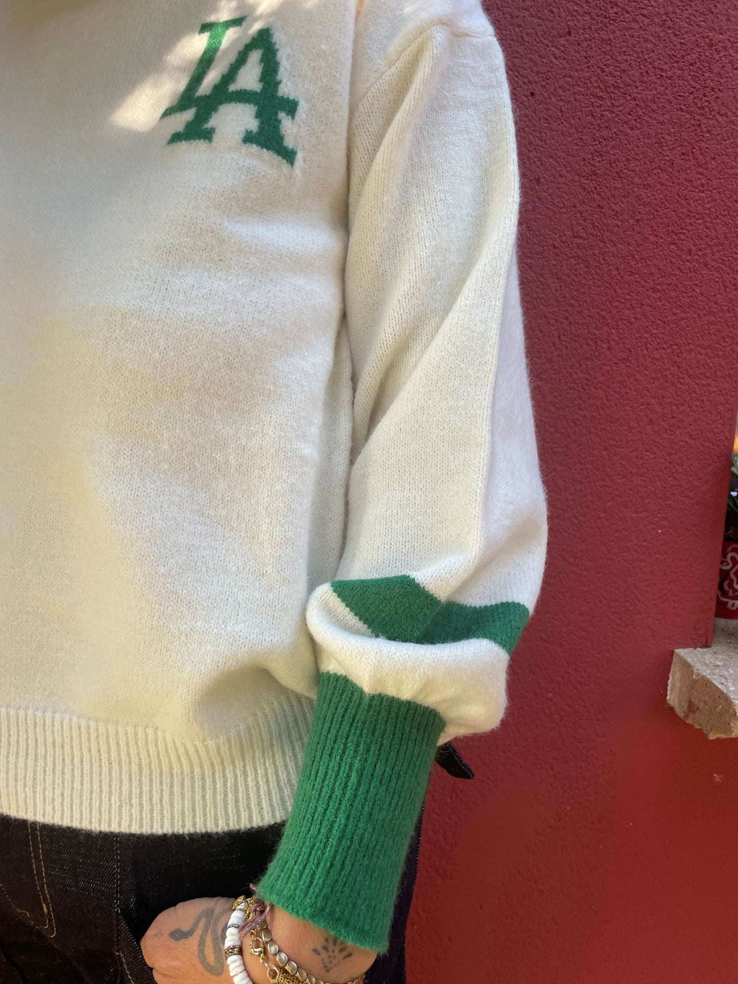 Pull inscription vert