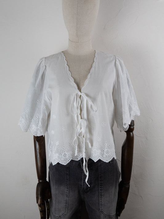 Blouse en broderie anglaise